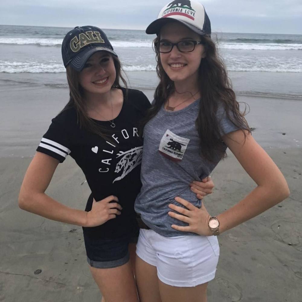 Meet your Posher, Brooke